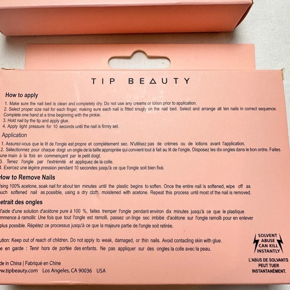Tip Beauty Nail Set with Glitter and Patterns (Brand New)